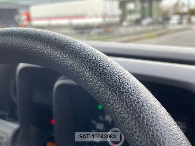 Honda N-VAN 2020-03 373414-15