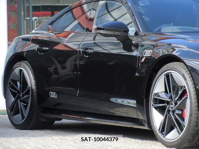Audi E-TRON 2023-03 223479-5
