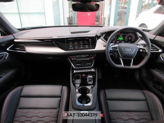 Audi E-TRON 2023-03 223479-1