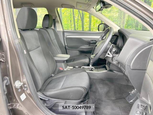 Mitsubishi OUTLANDER 2017-11 347765-8