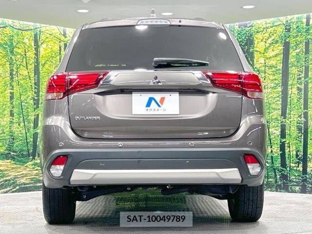 Mitsubishi OUTLANDER 2017-11 347765-16