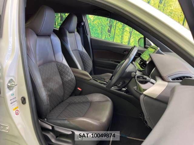 Toyota C-HR 2018-02 294904-8