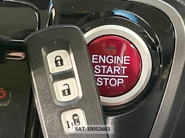 Honda N BOX CUSTOM 2017-06 306719-6