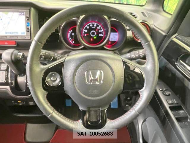 Honda N BOX CUSTOM 2017-06 306719-11