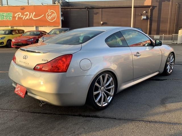 Nissan SKYLINE COUPE 2007-12 182565-4
