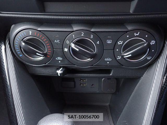 Mazda DEMIO 2017-12 372421-10