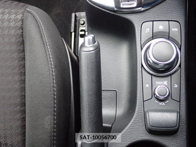 Mazda DEMIO 2017-12 372421-7