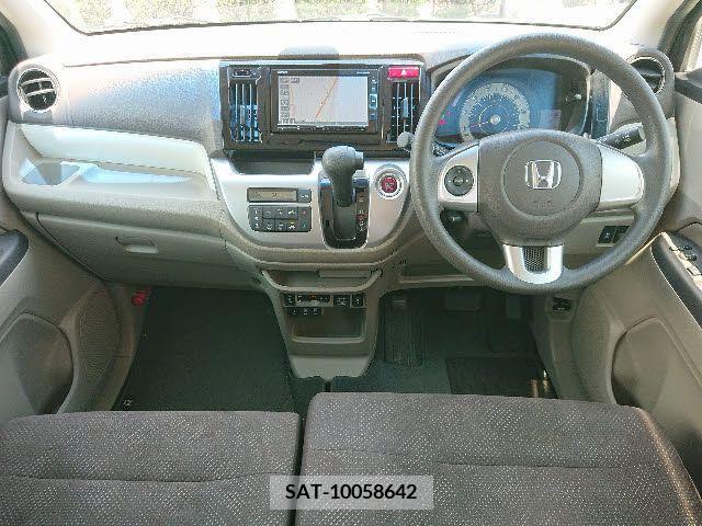 Honda N-WGN 2019-04 307811-1