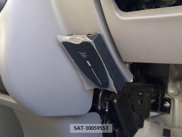 Suzuki EVERY 2016-07 251592-14