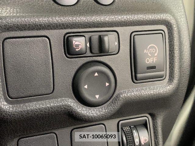 Nissan NOTE 2012-09 372243-5