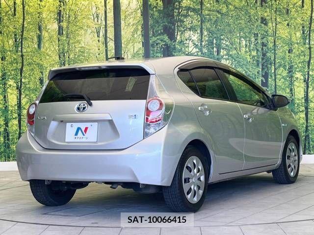 Toyota AQUA 2014-07 292308-17
