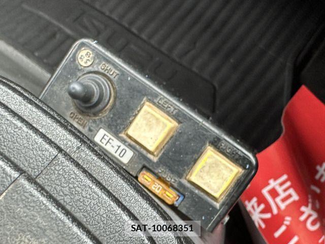 Isuzu ELF TRUCK 2008-09 426502-8