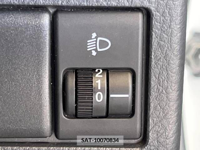 Nissan MOCO 2011-05 388765-6