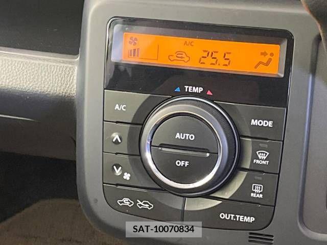 Nissan MOCO 2011-05 388765-4