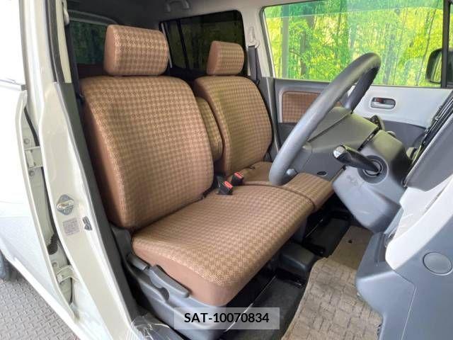 Nissan MOCO 2011-05 388765-8