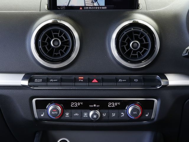 Audi A3 2017-12 9241-9