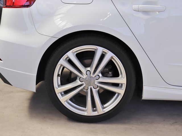 Audi A3 2017-12 9241-5