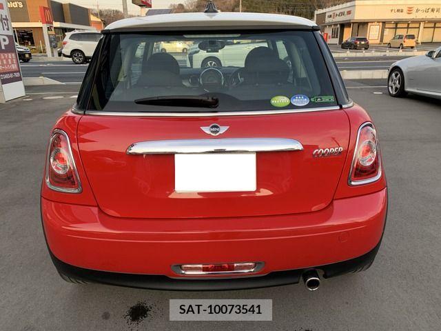 Bmw MINI 2011-02 262623-8