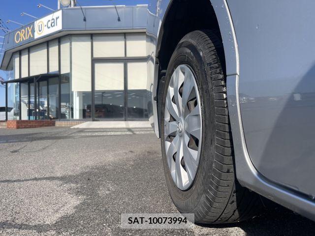 Toyota NOAH 2017-02 330103-17