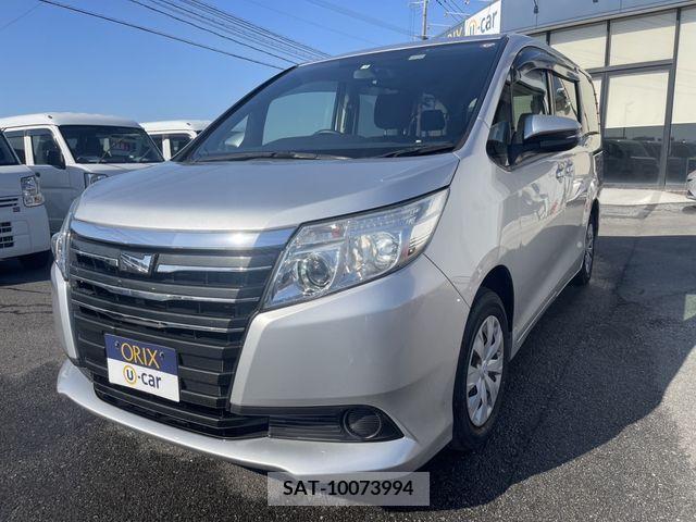 Toyota NOAH 2017-02 330103-0