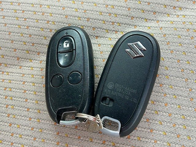 Suzuki SPACIA 2014-02 28608-4