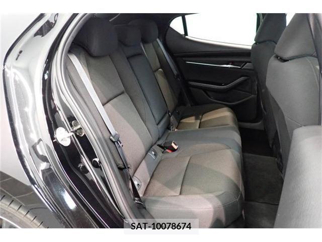 Mazda MAZDA3 2022-04 373241-22