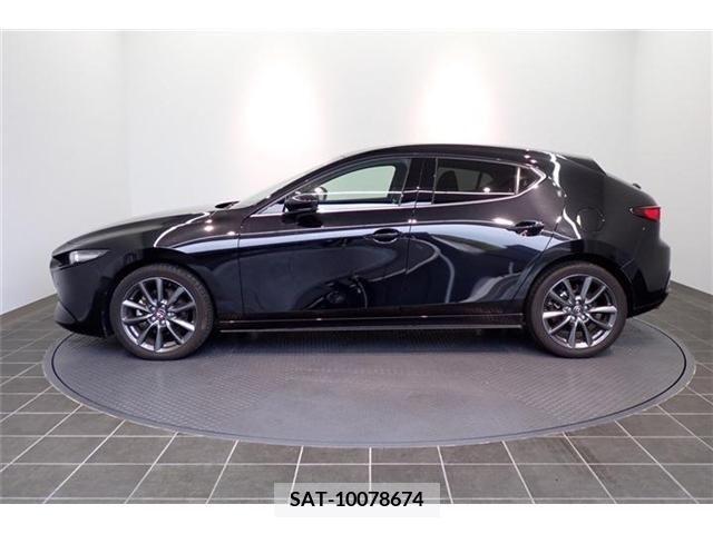Mazda MAZDA3 2022-04 373241-28