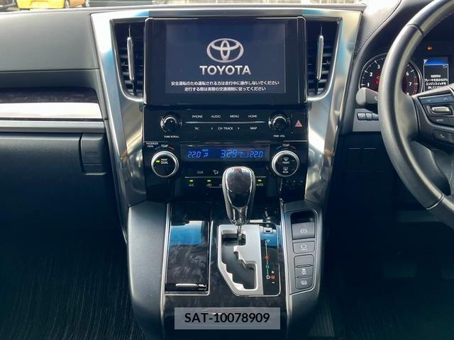 Toyota ALPHARD 2022-03 299530-16