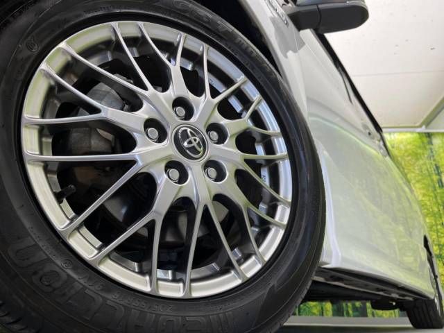 Toyota NOAH HYBRID 2017-10 19443-13