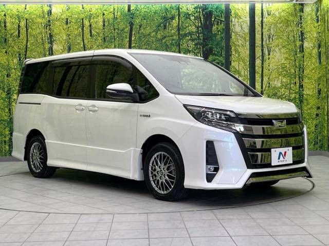 Toyota NOAH HYBRID 2017-10 19443-16