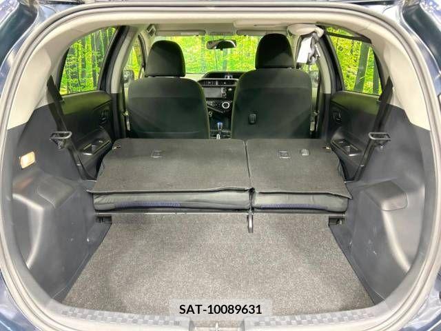 Toyota AQUA 2017-12 260372-10