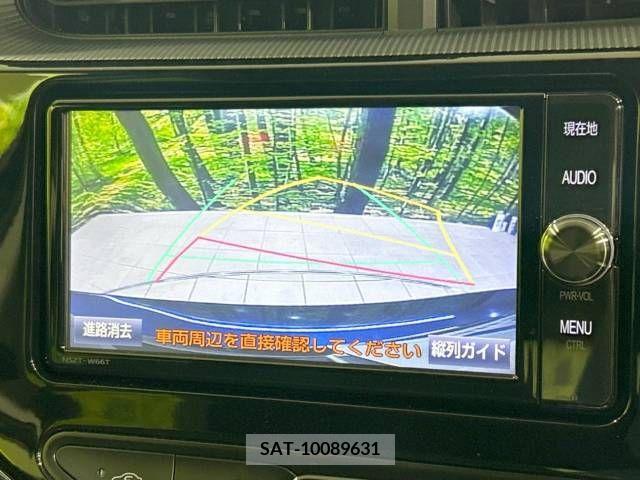 Toyota AQUA 2017-12 260372-3