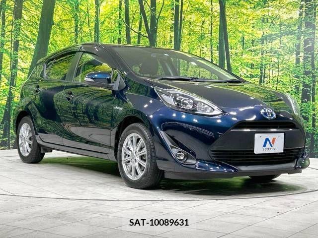 Toyota AQUA 2017-12 260372-16