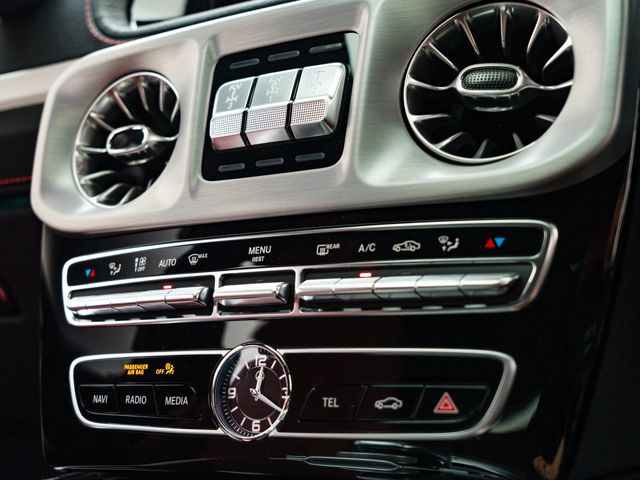 Mercedes Benz G-CLASS 2022-05 16256-24