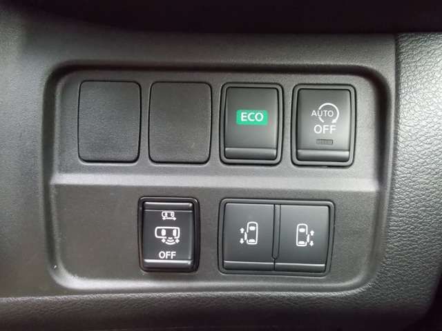 Nissan SERENA 2018-04 23093-16