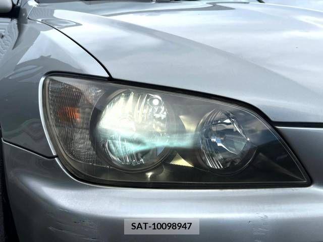 Toyota ALTEZZA 2005-01 352140-11