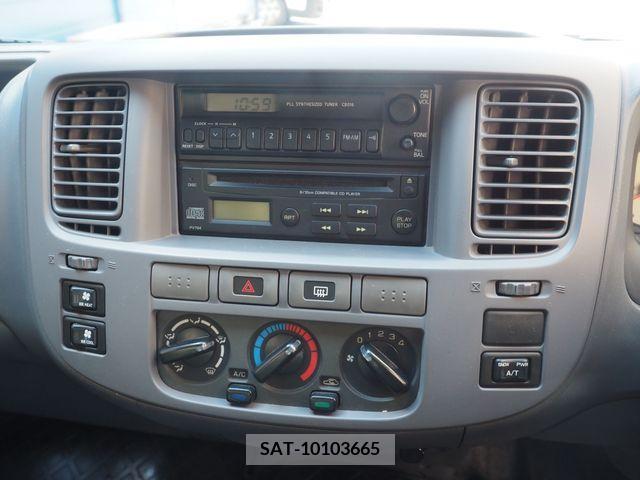 Nissan CARAVAN COACH 2003-03 232664-11