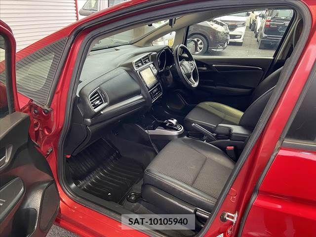 Honda FIT HYBRID 2019-08 254839-13