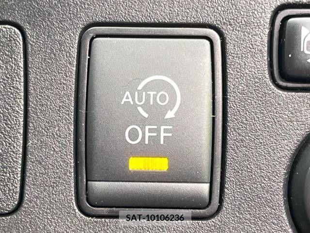 Nissan NOTE 2019-05 346924-4
