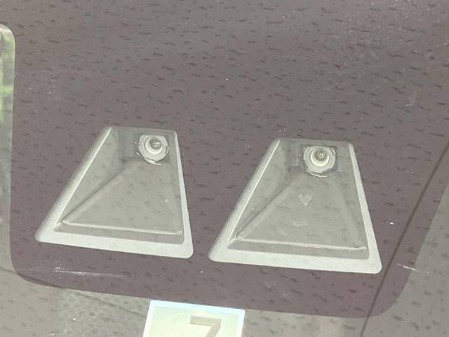 Toyota ROOMY 2022-07 15568-2