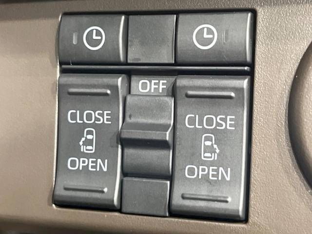 Toyota ROOMY 2022-07 15568-5
