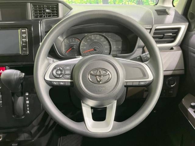 Toyota ROOMY 2022-07 15568-11