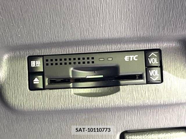 Toyota PRIUS 2010-09 350089-6