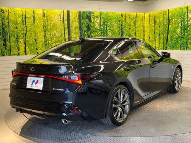 Lexus IS 2020-11 12649-17