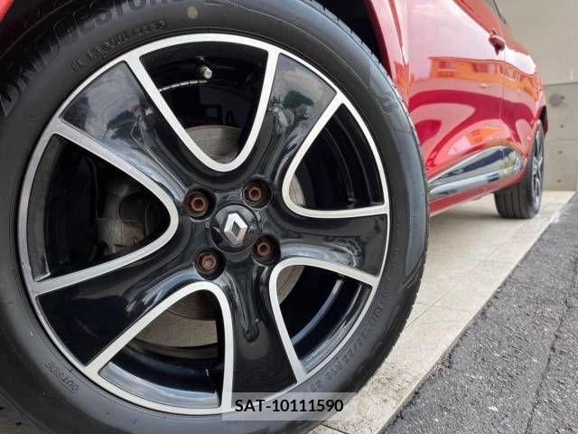 Renault LUTECIA 2015-04 393642-12