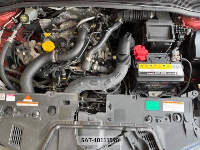Renault LUTECIA 2015-04 393642-18
