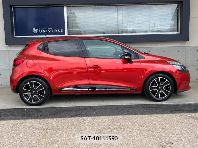 Renault LUTECIA 2015-04 393642-17