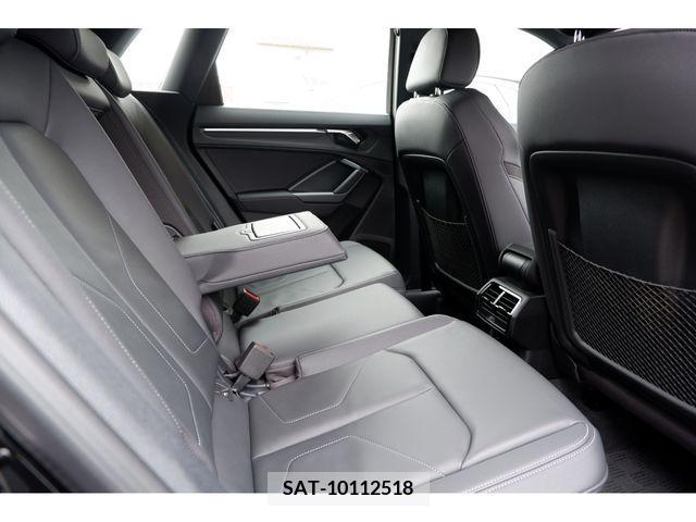 Audi Q3 2023-07 212194-13