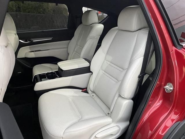 Mazda CX-8 2019-03 28637-23