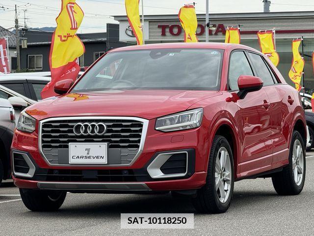 Audi Q2 2017-12 347281-9